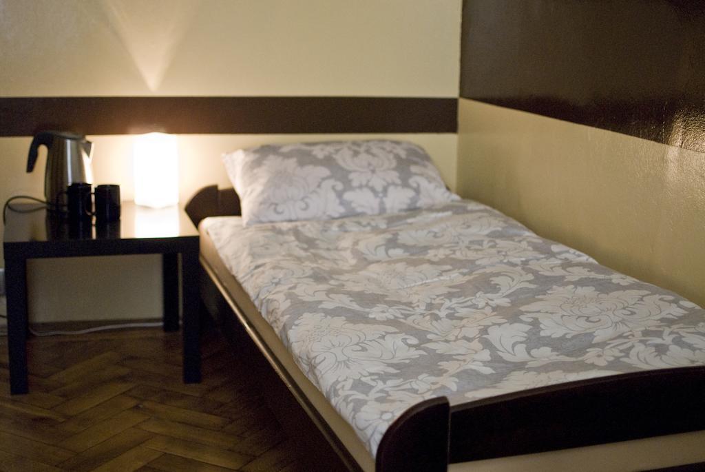Smocza Jama Hostel Krakau Zimmer foto